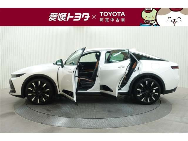 クラウンクロスオーバー2.4 RS アドバンスト E-Four advanced 4WD