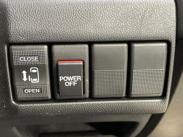 �y�p���[�X���C�h�h�A�z�X�}�[�g�L�[��^�]�Ȃ̃X�C�b�`�ŃX���C�h�h�A�̊J���\���d��������͂����ăh�A���J����K�v�������A���������q�l�ł��A�d���ו��������Ă��鎞�����N�ɊJ���߂ł��܂���