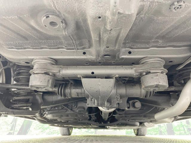 下回りがきれいなうちに、防錆加工の施工がオススメ。降雪地域はもちろん、沿岸部にお住いの方や、趣味でマリン・ウィンタースポーツをされる方にご好評いただいております。