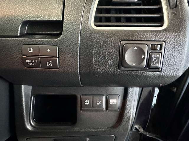 ETC�A�o�b�N�J�����A�h���C�u���R�[�_�[�Ȃǂ̃I�v�V�������t���������k�ɂ̂��Ă��܂�!