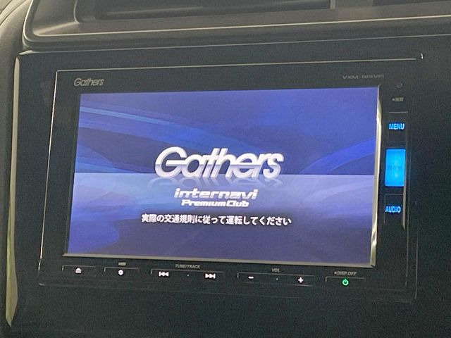 【純正ナビ】人気の純正ナビを装備。オーディオ機能も充実しており、Bluetooth接続すればお持ちのスマホやMP3プレイヤーの音楽を再生可能!毎日の運転がさらに楽しくなります!!