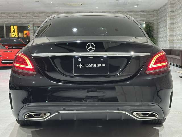 全てのお車が屋内にあるわけでは御座いませんので、来店前に事前連絡をお願い致します。