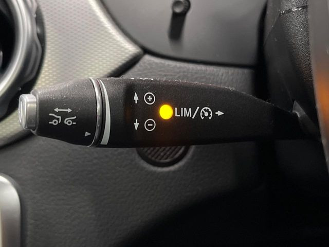 ���f�B�X�g���j�b�N�v���X:�s�s�A�x�O�A�������H�Ȃǂ̑��s���ɁA�X�e���I�}���`�p�[�p�X�J�����ƃ��[�_�[�Z���T�[�ɂ��A�O���Ԃ�F�����đ��x�ɉ������Ԋԋ������ێ����鎟����̃N���R��!