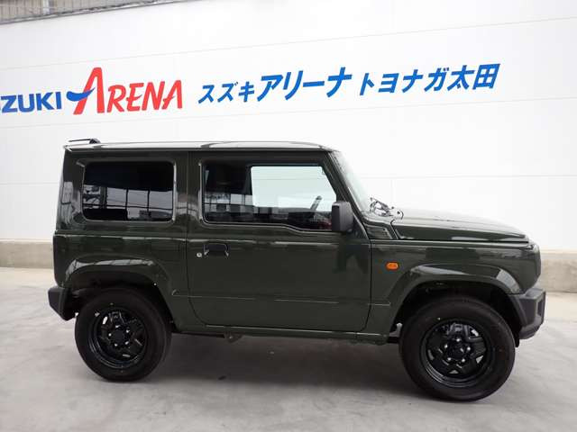 ☆小さくても本格4駆なのでどこでも走って行ける。川に入っても平気。山道 雪道 砂浜オールラウンドに使える。汚れてもさまになる☆