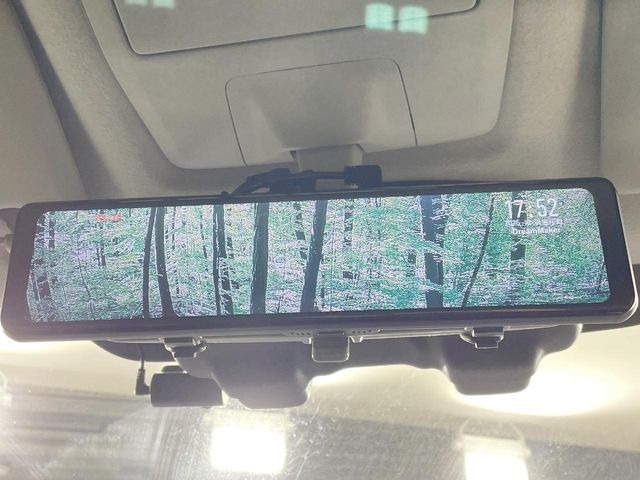 �y�f�W�^�����[���~���[�z��Ȃ̑傫�ȉו��⓯��҂Ō�����m�F���Â炢���ł����S!�J�������B�e�����ԗ�����̉f�������[���~���[���ɕ\���B�N���A�Ȏ��E�ŏ󋵂̊m�F���\�ł�!