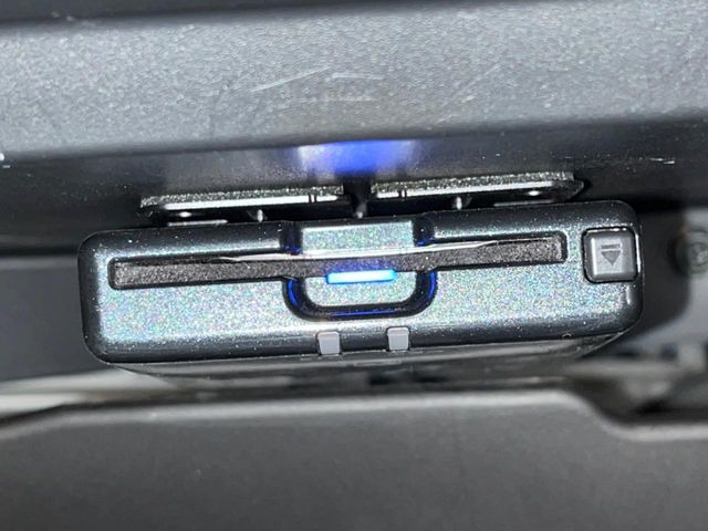 【ETC】高速道路の料金所をストレスなく通過!話題のスポットやサービスエリアに多い「スマートIC」利用時は必須のアイテムです。当店でセットアップを実施、ご納車当日からすぐにご利用いただけます!