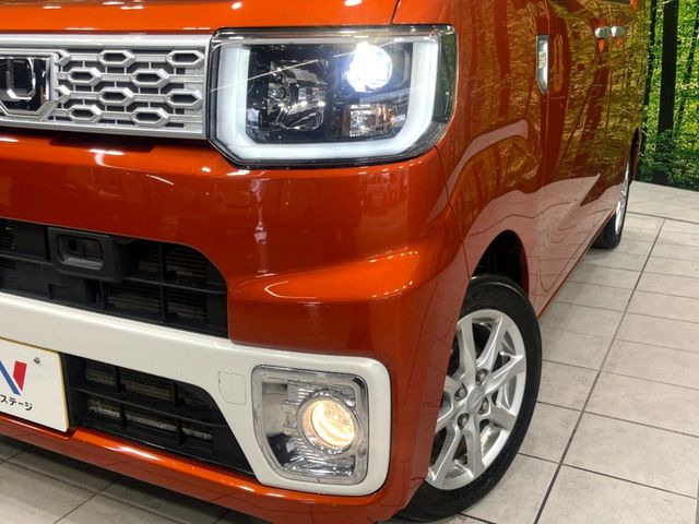 【シーケンシャルターンランプ付きLEDヘッドライト】人気の『流れるウィンカー』付きのLEDヘッドライトを装備♪高級感はもちろん、点灯時は存在感たっぷりで他車からも認識されやすく安心です。