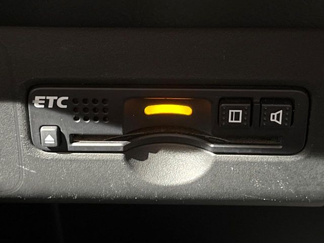 【ETC】高速道路の料金所をストレスなく通過!話題のスポットやサービスエリアに多い「スマートIC」利用時は必須のアイテムです。当店でセットアップを実施、ご納車当日からすぐにご利用いただけます!