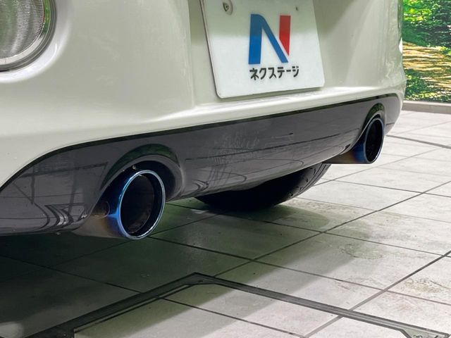 【柿本製マフラー】純正にはない個性あふれる「後ろ姿」を演出する柿本マフラー付き!ビジュアル・サウンド共にこだわりの一台に仕上がっております♪