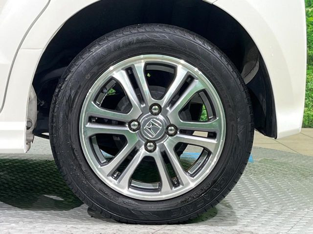 【純正14インチアルミホイール】外観にマッチした純正アルミホイールを装着しております。各種社外アルミホイールや、スタッドレスタイヤも取扱いしております。是非ご相談ください♪