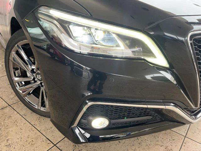 �y�O��LED�w�b�h���C�g�z�X�^�C���b�V���Ȍ����ڂ̎O��LED�w�b�h���C�g�𑕔���X�^�C�������łȂ��A��Ԃ̑��s�����E�ǍD�ň��S���Ă���肢�������܂��B