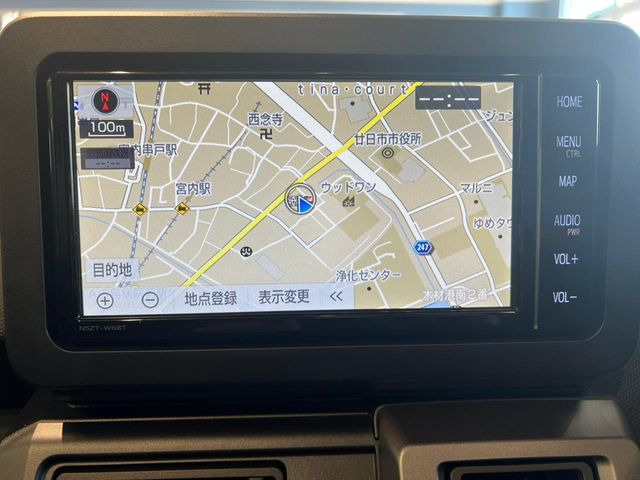 【ナビゲーション】目的地までしっかり案内してくれる使いやすいナビ。Bluetooth接続すればお持ちのスマホやMP3プレイヤーの音楽を再生可能!毎日の運転がさらに楽しくなります!!