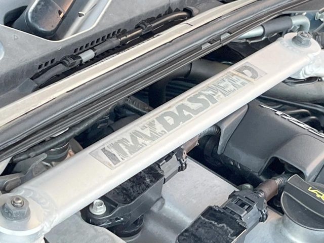 �yMAZDA SPEED�^���[�o�[�z���Ԃ̍��������߂�^���[�o�[�𑕔��B���X���[�Y�ȃR�[�i�����O���s���\�ƂȂ�A������y���߂܂��B