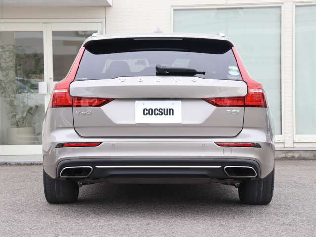 ���s�^�G���W���ɂ̓{���{�̔F�؂��擾����MOTUL�̍����I�C��SPECIFIC RBS0-2AE(0W-20)���g�p���܂��B