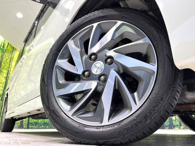 �y����15�C���`�A���~�z�C�[���z�O�ςɃ}�b�`���������A���~�z�C�[���𑕒����Ă���܂��B�e��ЊO�A���~�z�C�[����A�X�^�b�h���X�^�C�����戵�����Ă���܂��B���񂲑��k����������