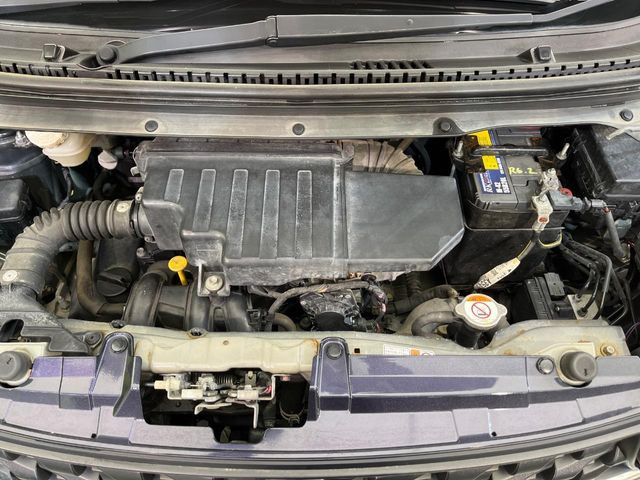 親切・丁寧な専門メカニックスタッフが応対!・車検・点検整備・事故等の修理などアフターサービスも安心。お車のカスタマイズもネクステージのサービススタッフまでご相談ください!