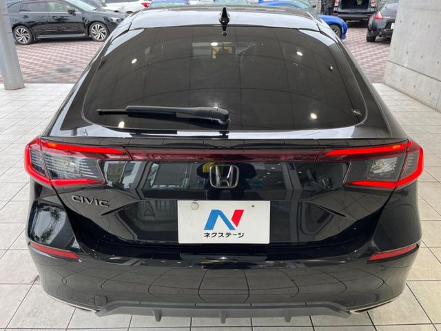 安心の最長10年・走行無制限保証(有償)をご用意。保証内容も充実はもちろん、無料点検&オイル交換や、年中無休の全国・24時間ロードサービスも付帯されておりますのでご安心下さい。