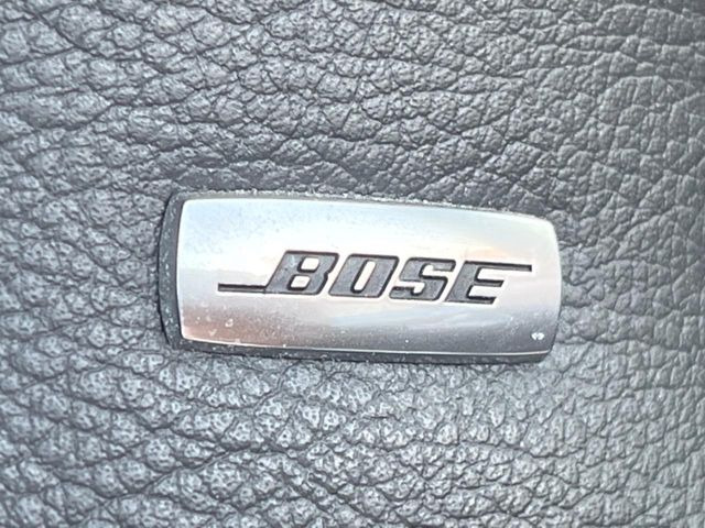 �yBOSE�T�E���h�V�X�e���z���[�J�[�I�v�V�����̍��i�ʃT�E���h�V�X�e���𓋍ځB��p�̃`���[�j���O���{���ꂽ�召�l�X�ȃX�s�[�J�[����ǎ��ȃT�E���h���t�ł��A�Տꊴ���ӂ�鉹����Ԃ����o���܂��B