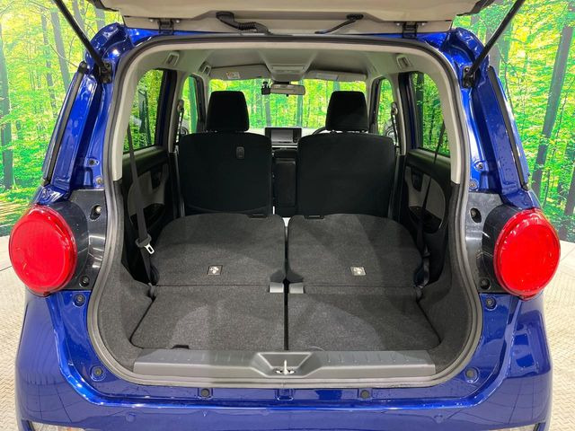 普段のお買い物や通勤、送迎等に十分な荷室スペースを確保しております。セカンドシートを倒すと、大きな荷物の積載も可能です♪