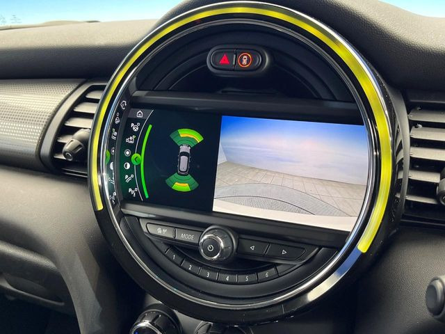 ���o�b�N�J����:�֗��ȁy�o�b�N�J�����z�ň��S�m�F���ł��܂��B���Ԃ����ȕ��ɂ��I�X�X���ȕ֗��@�\�ł��B