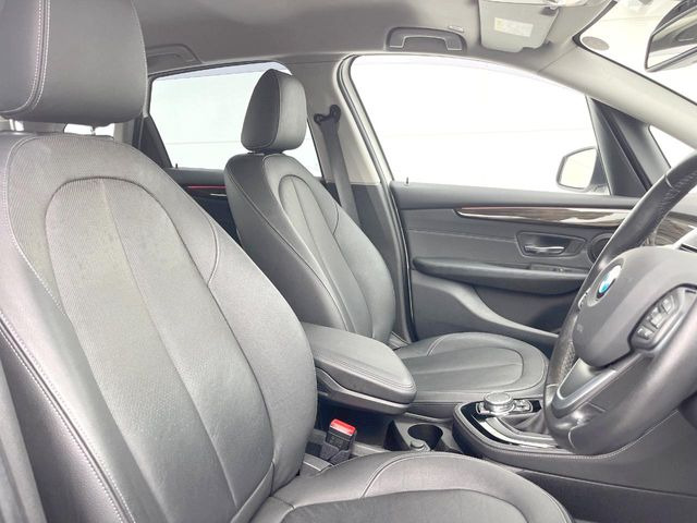 ●レザーシート:高級感漂うブラックレザーシートは、使用感も少なく良好なコンディションを保っております!その他、気になる箇所がございましたらお気軽にお問合せ下さい!