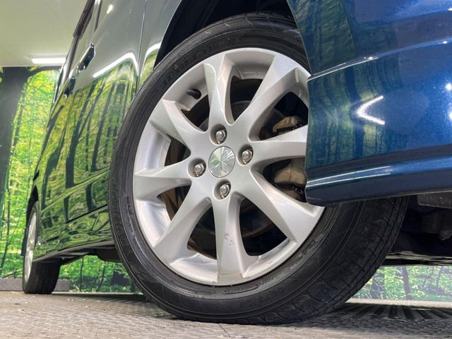 �y����15�C���`�A���~�z�C�[���z�O�ςɃ}�b�`���������A���~�z�C�[���𑕒����Ă���܂��B�e��ЊO�A���~�z�C�[����A�X�^�b�h���X�^�C�����戵�����Ă���܂��B���񂲑��k����������