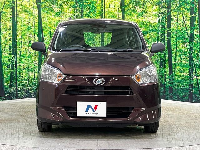 大好評を頂いておりますボディコートも好評受付中。高透明度のガラス皮膜で撥水はもちろん、上質なツヤ・光沢を実現。紫外線や酸性雨から大切な愛車を保護し、色あせ・劣化を防止。