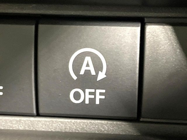 �y�A�C�h�����O�X�g�b�v�z�ԐM����a�؂Œ�Ԃ����ۂɃG���W�����~���A���ʂȔR���̏����}���܂��B�R��������ی�ɂȂ���@�\��G���W���̓u���[�L�𗣂��΍Ďn�����܂��B