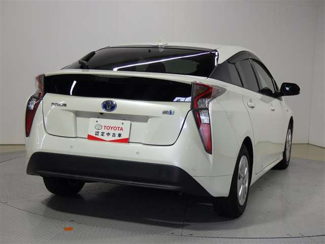 プリウス1.8 S セーフティ プラス