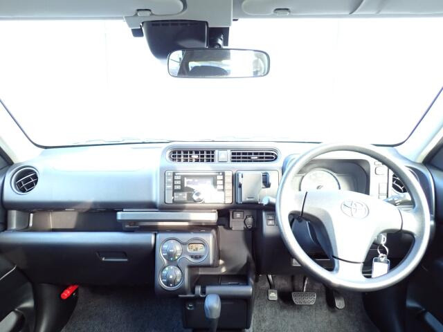 �C���p�l�摜�ɂȂ�܂��B�ԓ��͐��Ǝ҂ɂĎ����N���[�j���O�{�H�ς݂Ȃ̂ŁA��ϐ����ł��B