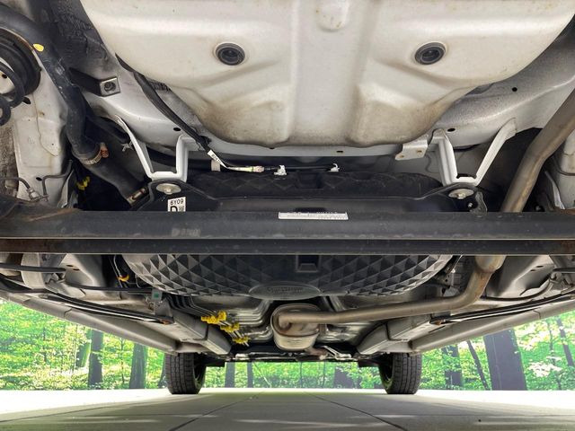 下回りがきれいなうちに、防錆加工の施工がオススメ。降雪地域はもちろん、沿岸部にお住いの方や、趣味でマリン・ウィンタースポーツをされる方にご好評いただいております。