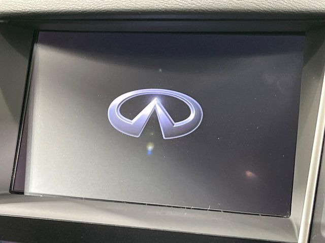 【純正ナビ】人気の純正ナビを装備。オーディオ機能も充実しており、Bluetooth接続すればお持ちのスマホやMP3プレイヤーの音楽を再生可能!毎日の運転がさらに楽しくなります!!