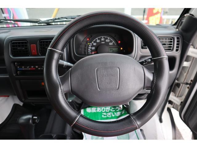 ���X�ւ̃��[�U�[���r���[���䗗�������B�n��25�N�̎��тɑ΂��A���q�l��蒸�������]���Ə��k�̎v���o���L�ڂ���Ă��܂��B�X�^�b�t�͌ւ�ɑz�����ӂ��A�e�ؒ��J�Ɏd�����������܂����Ƃ𐾂��܂�