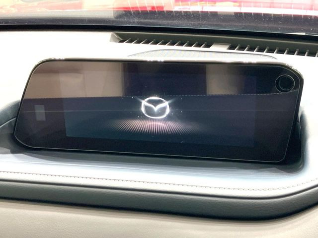 �y8.8�C���`�}�c�_�R�l�N�g�z�ԓ��̕��͋C�Ƀ}�b�`������^�̃f�B�X�v���C�B�X�}�z�ڑ��ł̃i�r�g�p��Bluetooth�Đ����A�l�X�ȋ@�\���y���߂܂��B�����I�ȃ_�C�������삪�\�ŁA�g��������ǍD�ł��B