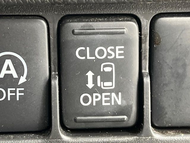 �y�p���[�X���C�h�h�A�z�X�}�[�g�L�[��^�]�Ȃ̃X�C�b�`�ŃX���C�h�h�A�̊J���\���d��������͂����ăh�A���J����K�v�������A���������q�l�ł��A�d���ו��������Ă��鎞�����N�ɊJ���߂ł��܂���