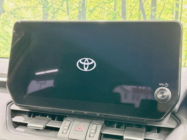 �y10.5�C���` �f�B�X�v���C�I�[�f�B�I�z���ʂ̃f�B�X�v���C��AppleCarPlay��AndroidAuto�����p�\�B�傫�ȉ�ʂŃX�}�z�i�r�A�v���������p���������܂���