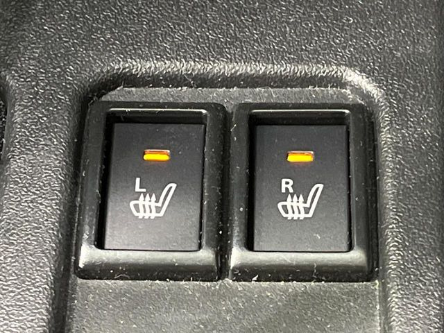 【シートヒーター】寒い日に重宝するシートヒーター!エアコンより早く温まってくれるので寒がりの人も安心ですね♪エアコンの温風は乾燥するから苦手、という方にもをおすすめです。