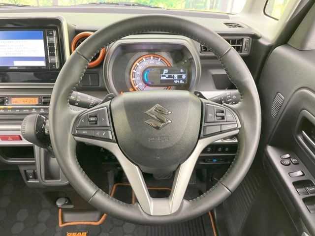 �y�����v�����X�e�A�����O�z�㎿�Ȋv���g�p���邱�ƂŁA��ɂ����������݂ƂĂ��^�]���₷���n���h���ł���