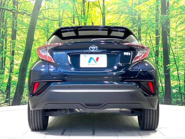 安心の最長10年・走行無制限保証(有償)をご用意。保証内容も充実はもちろん、無料点検&オイル交換や、年中無休の全国・24時間ロードサービスも付帯されておりますのでご安心下さい。