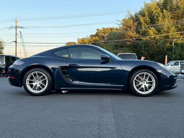 ���X�݌ɂ͊O���A�����N���[�j���O��ɓW�����A�����Ď��̏C�����̗L���A���[�^�[��������̗L������O�ҋ@�ւɂ�錟����S����{���Ă���܂��B�Ԍ��A�����A����h�������ЂőΉ��ł��܂��̂ł����S���������B