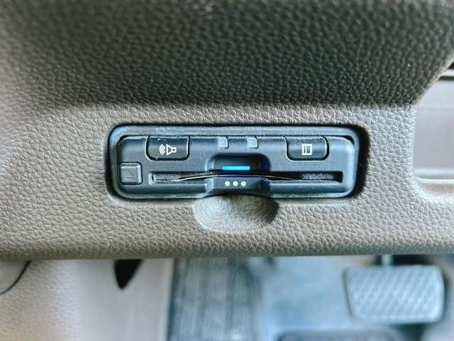 【ETC】高速道路の料金所はストレスなく通過!遠方へのお出かけには必須のアイテムです!当店でセットアップ実施しておりますのでご納車当日からご利用いただけます!