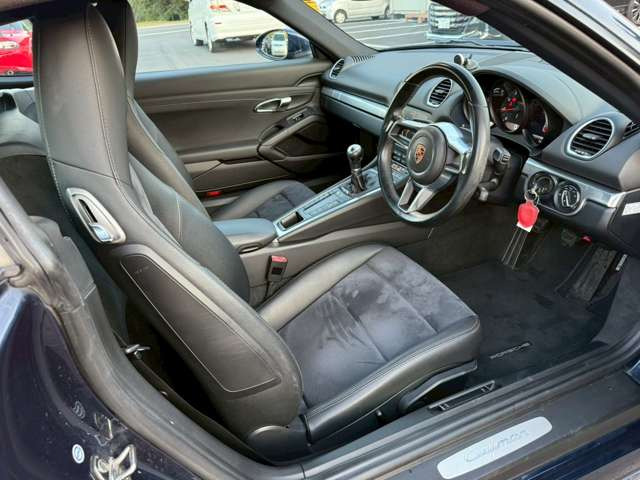 �C�ɂȂ邨�Ԃ�����܂�����E�̓d�b�ԍ����璼�ڂ��X�ɂ��₢���킹���������B�x�����@����ԗ����A��Ԃ܂łȂ�ł������������Ē����܂��B�X�^�b�t�ꓯ���A�����҂����Ă���܂��B