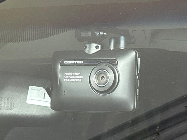 �y�h���C�u���R�[�_�[�z���S�E���S�ȃJ�[���C�t�ɕK�{�̃h���C�u���R�[�_�[�𑕔�!���s���͂������A������^�]�⎖�̂ɑ��������ۂ̏󋵂��f���ŋL�^���A����̃��X�N�ɔ����܂��B