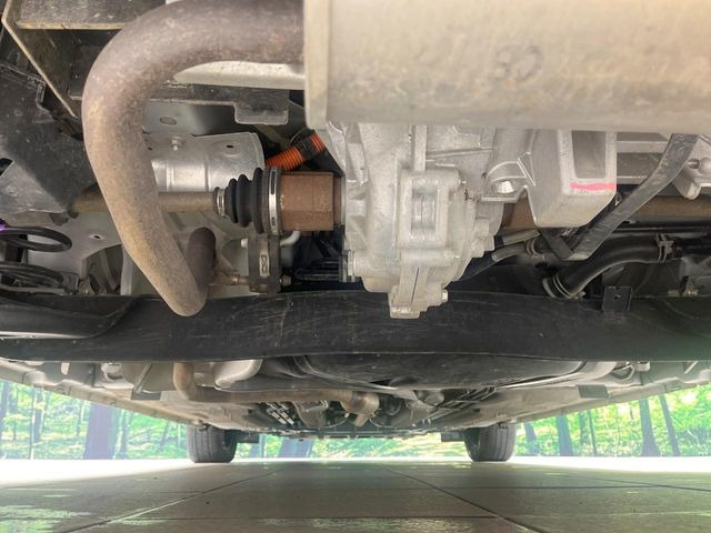 下回りがきれいなうちに、防錆加工の施工がオススメ。降雪地域はもちろん、沿岸部にお住いの方や、趣味でマリン・ウィンタースポーツをされる方にご好評いただいております。