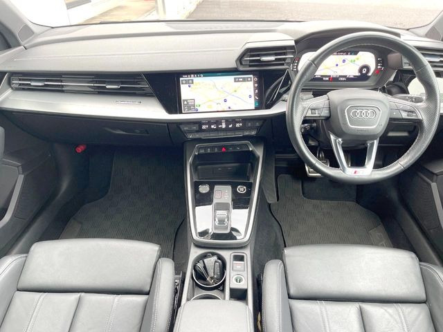 輸入車グループ総在庫数約2,000台!全国の系列店からメーカー・車種問わずご紹介出来るので、あなたにピッタリのお車が見つかるはずです♪まずはお問い合わせ下さい☆