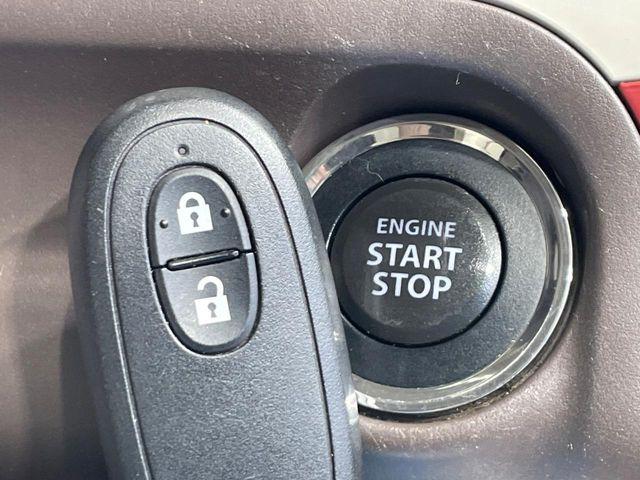 �y�L�[���X�X�^�[�g�V�X�e���z�J�o����|�P�b�g�ɓ��ꂽ�܂܂ł��h�A�̎{���E�������\�ȃX�}�[�g�L�[�𑕔��B�G���W���̃I���E�I�t�����J�M�����o���K�v����������Ƃ��Ă��֗��ł���