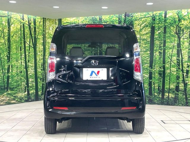 安心の最長10年・走行無制限保証(有償)をご用意。保証内容も充実はもちろん、無料点検&オイル交換や、年中無休の全国・24時間ロードサービスも付帯されておりますのでご安心下さい。