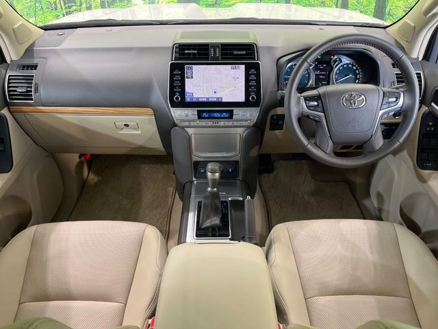 グループ総在庫数約30,000台!!全国の系列店からメーカー・車種問わずご紹介出来るので、あなたにピッタリのお車が見つかるはずです♪まずはお問い合わせ下さい☆