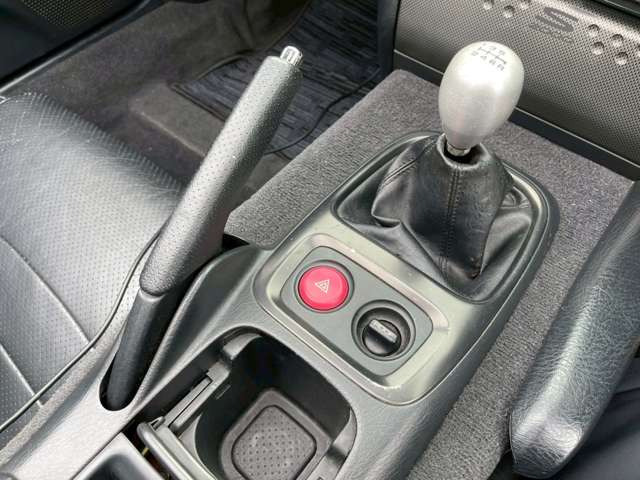 �C�ɂȂ邨�Ԃ�����܂�����E�̓d�b�ԍ����璼�ڂ��X�ɂ��₢���킹���������B�x�����@����ԗ����A��Ԃ܂łȂ�ł������������Ē����܂��B�X�^�b�t�ꓯ���A�����҂����Ă���܂��B