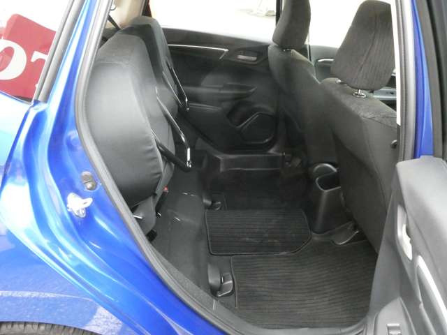 チップアップシート!荷室の拡大も可能です♪